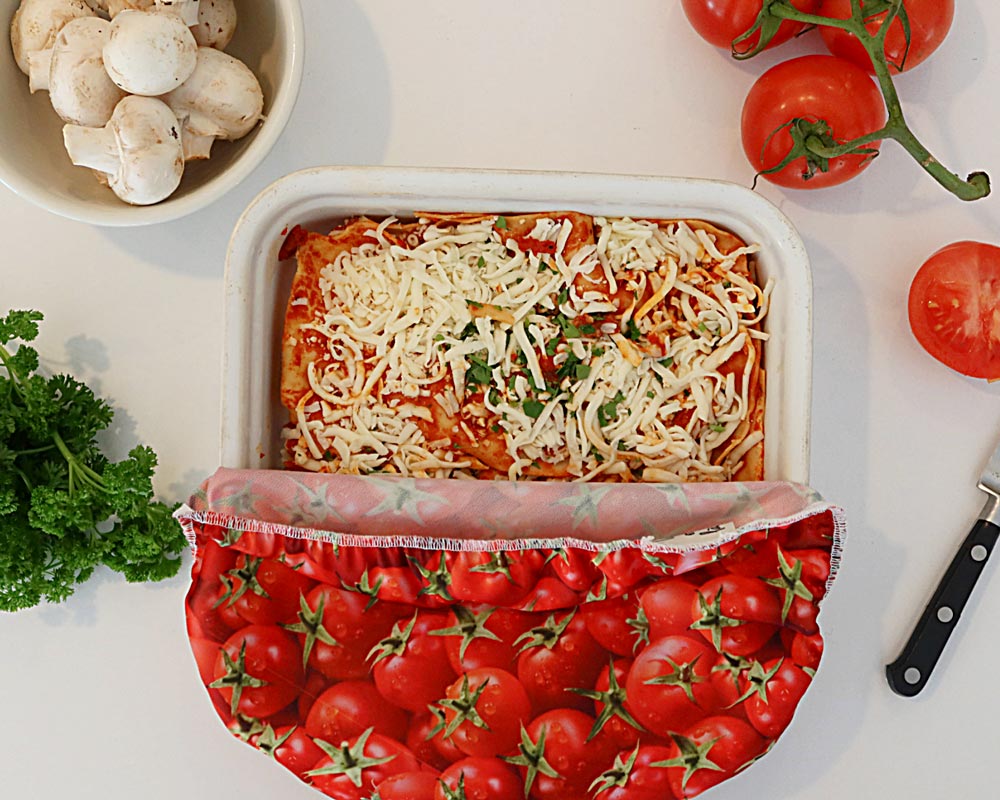 Ici et La Creations - Reuseable Bowl Covers - Tomatoes